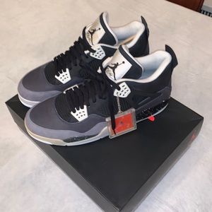 Air Jordan Retro 4 - Fear 4